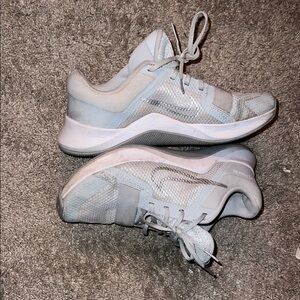 Women's Athletic Sneakers - Light Gray